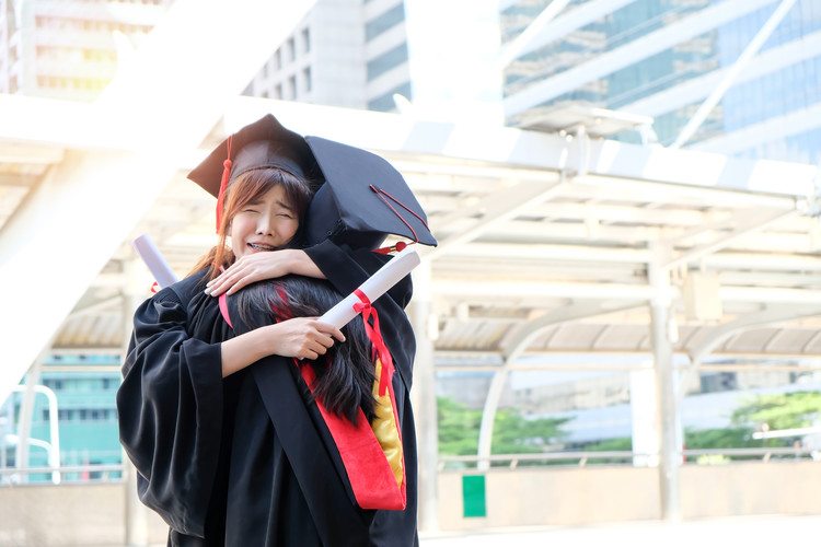 女生初中毕业上哪个技校好_女生初中毕业上哪个技校比较好