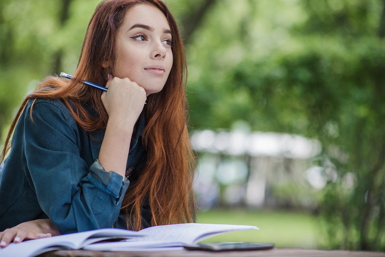 重庆职业电竞学校学费_重庆电竞职业技术学院是个什么样的学校