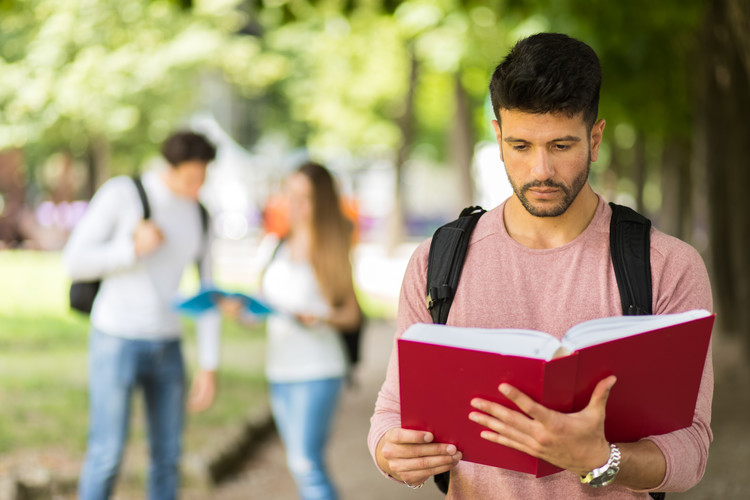 成都高中职业学校_成都高中职业技术学校