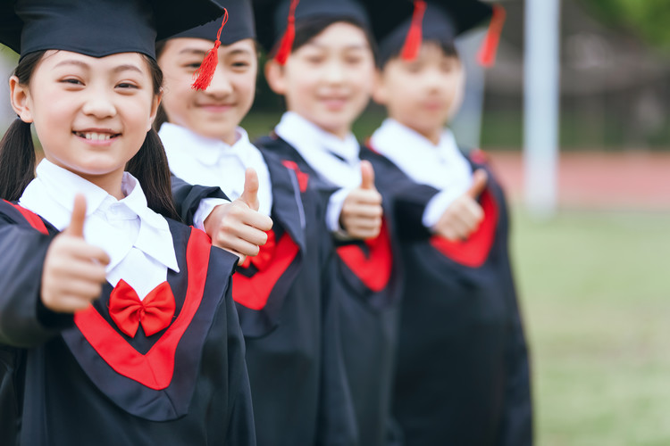 成都东站到希望职业学校怎么走_成都希望职业学校离地铁站好远