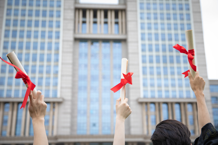 女孩念职高学哪个专业好(女孩子职高学哪些专业比较好)