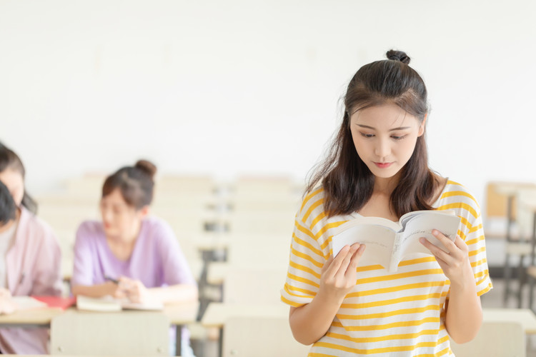 四川内的航空学院_四川哪所航空学校最好